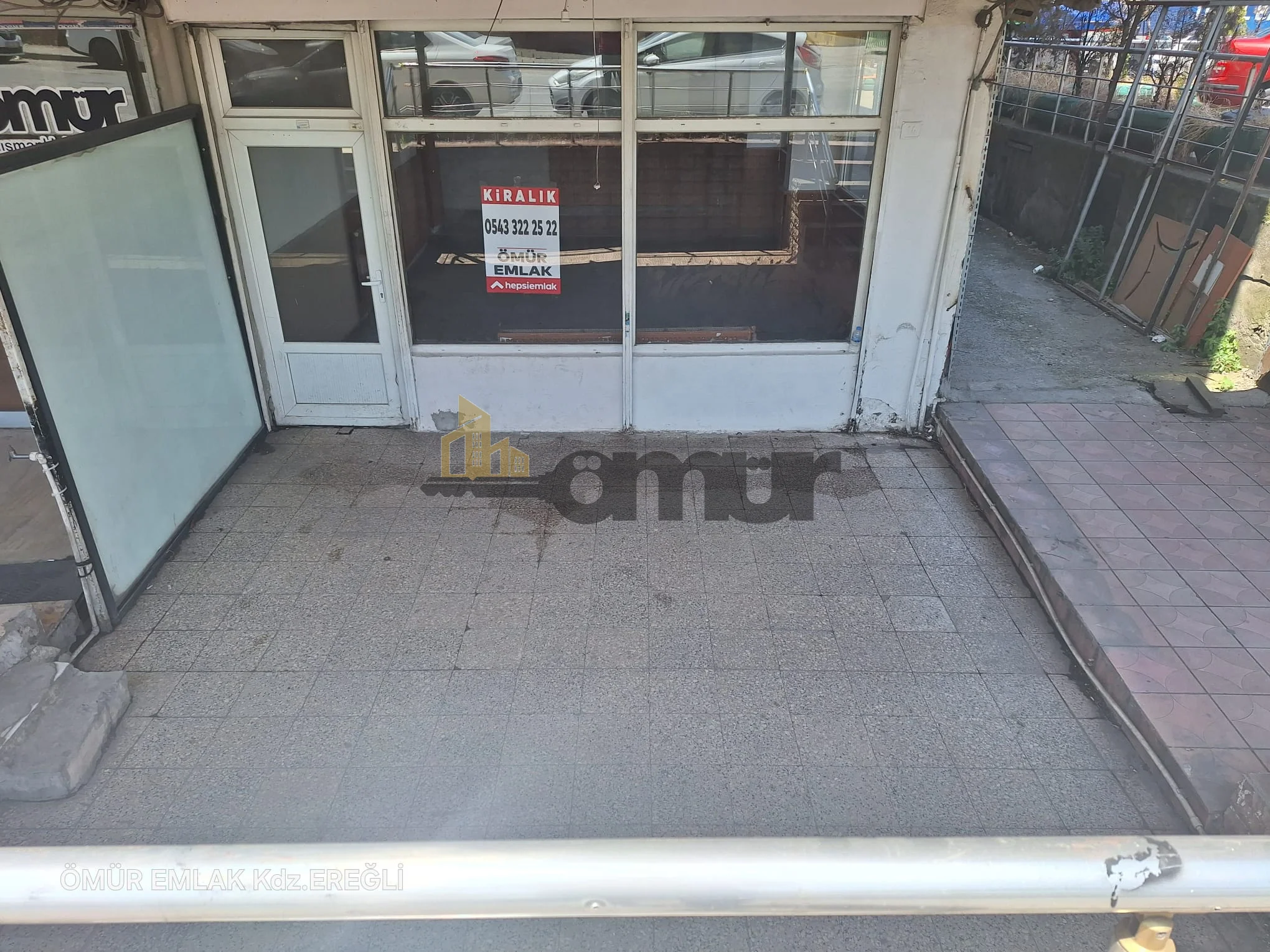Kdz Ereğli Emlak - DEVREK YOL AYRIMINDA KİRALIK DÜKKAN